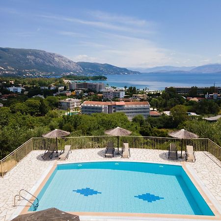 Giorgos Apartments Дассия Экстерьер фото